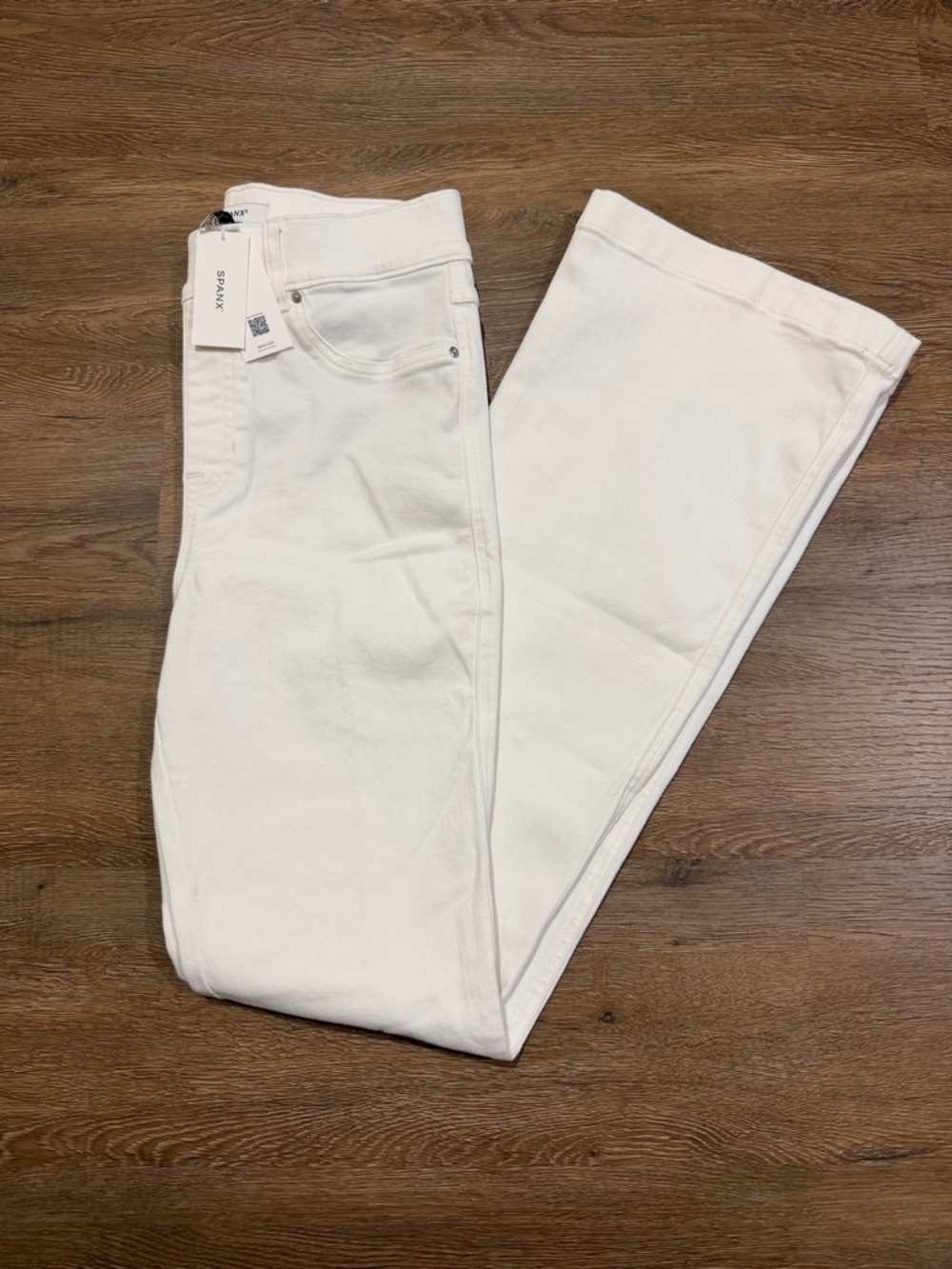 SPANX White Women's Flared Jeans - Picture 2 of 10